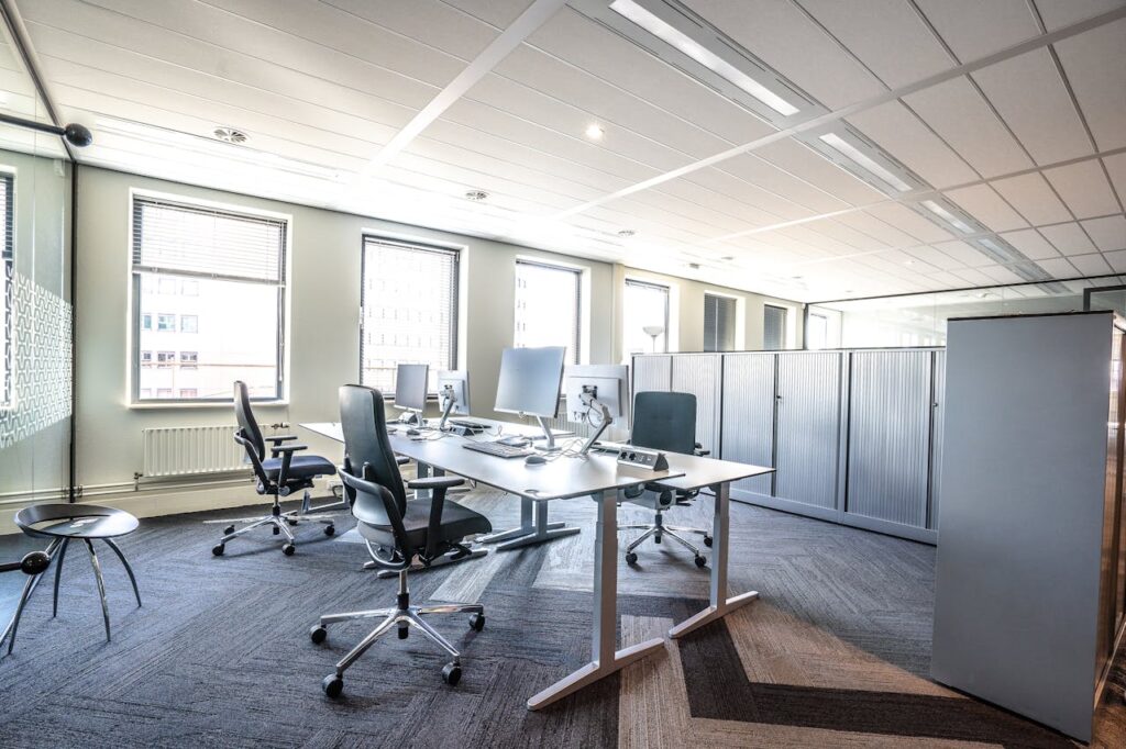 deve ter em um coworking