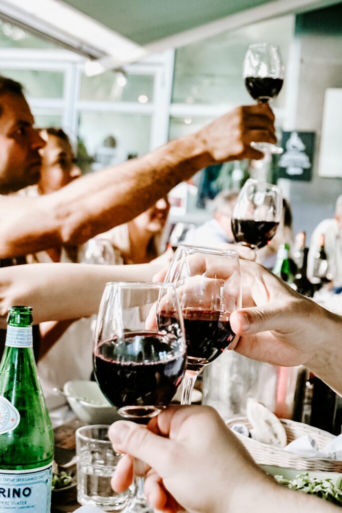 Top 10 Bares para Curtir um Happy-Hour em Grande Estilo